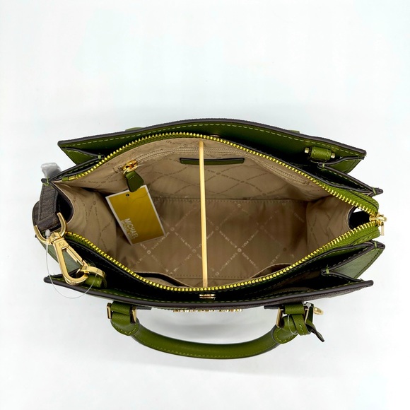 Michael Kors Hope Satchel & Double Zip Wallet - Picture 12 of 16